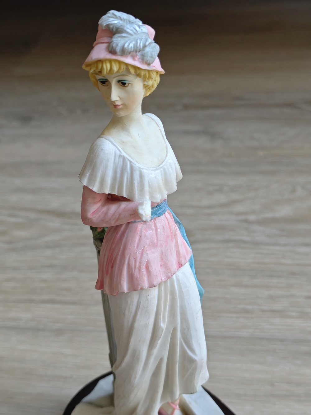 Vintage LA VERONA Gatsby Porcelain Lady Figurine in Pink and White